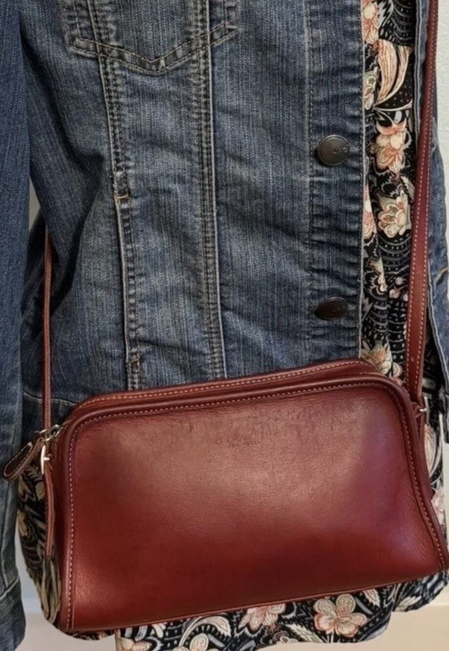 Vintage Coach Mimosa Leather Crossbody Bag No 9138 Red 90s Made In USA